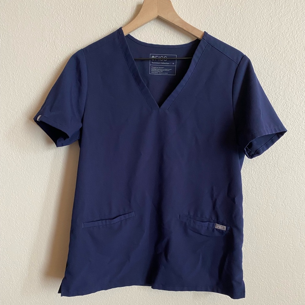 Figs Casma Scrub Top